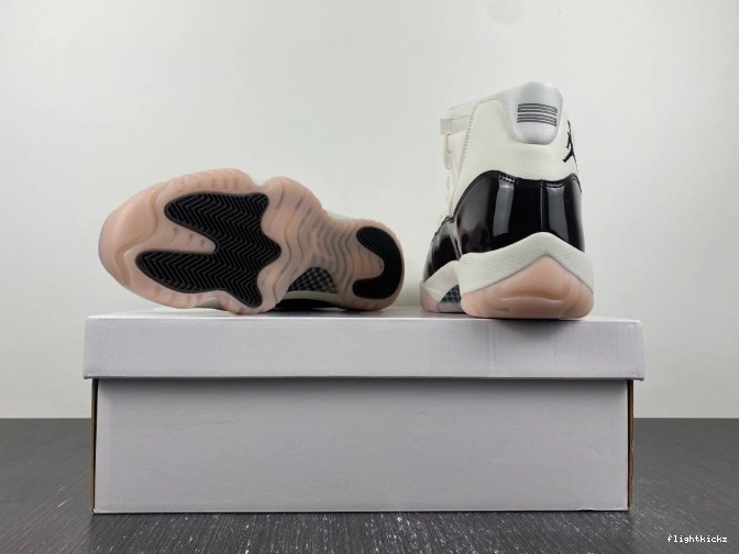 11 WMNS AR0715-101 Jordan Neapolitan Air 0730